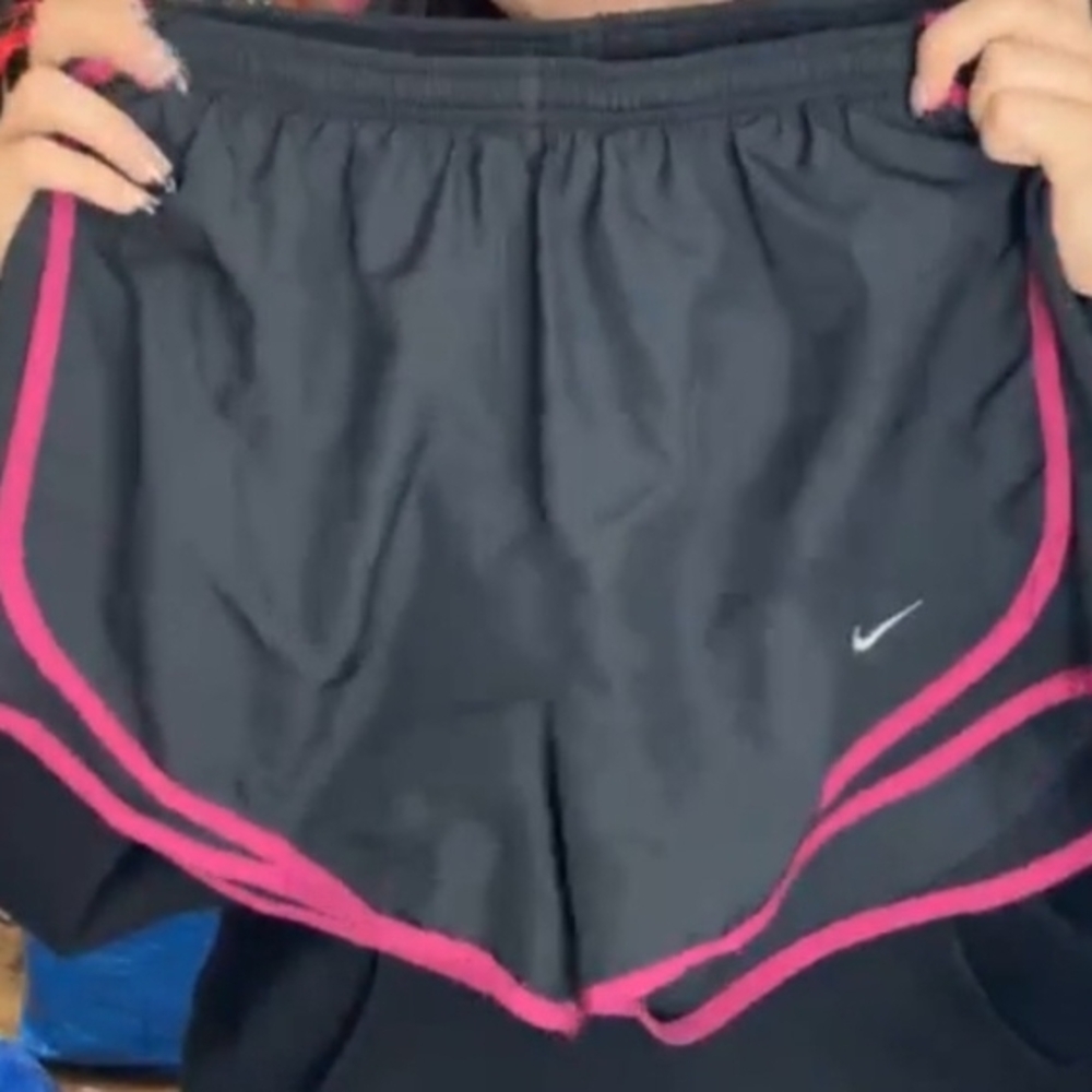 Nike Women's Athletic Shorts in Black with Pink Accents Size Medium